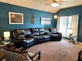 Casa Nicholas , 3 bedroom/ 2 bath with large yard